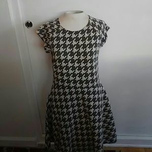 Gray/Cream above the knee Dress so cute.